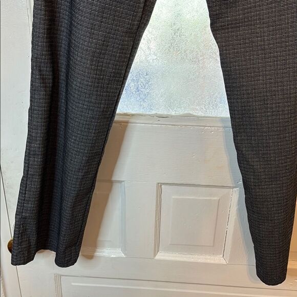 Women’s Gray Straight Leg Professional Mid Rise Wrinkle Free Trousers 8 Short - Picture 8 of 8